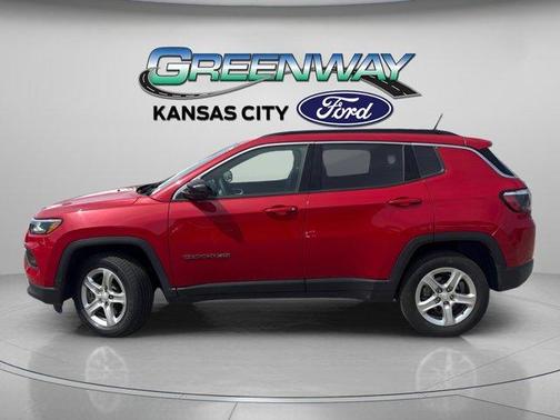 Redline Pearlcoat 2023 Jeep Compass Latitude