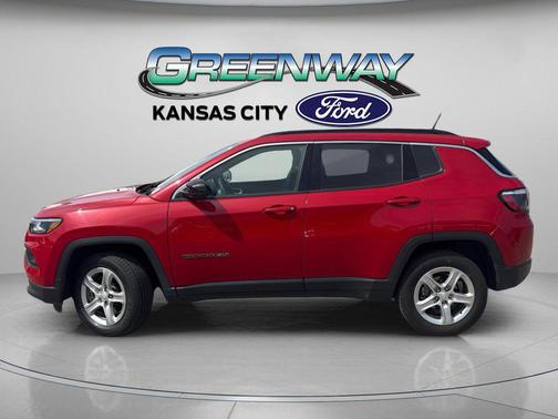 Redline Pearlcoat 2023 Jeep Compass Latitude