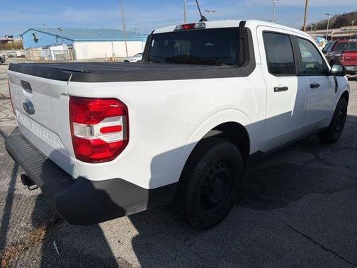 2022 Ford Maverick XL