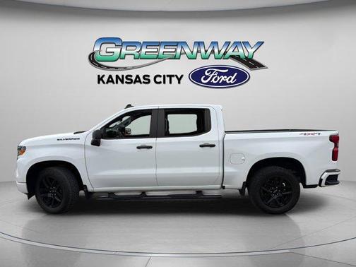 Summit White 2023 Chevrolet Silverado 1500 Custom
