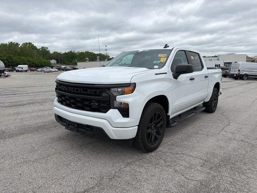 Summit White 2023 Chevrolet Silverado 1500 Custom