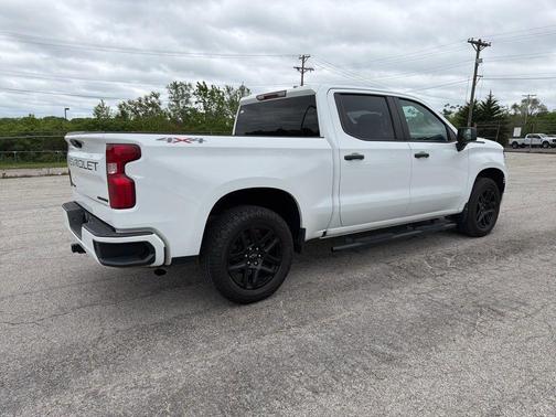 Summit White 2023 Chevrolet Silverado 1500 Custom