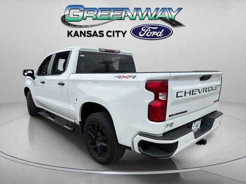 Summit White 2023 Chevrolet Silverado 1500 Custom
