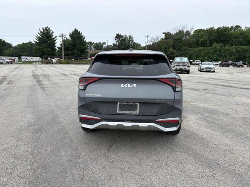 Everlasting Silver 2023 Kia Sportage EX