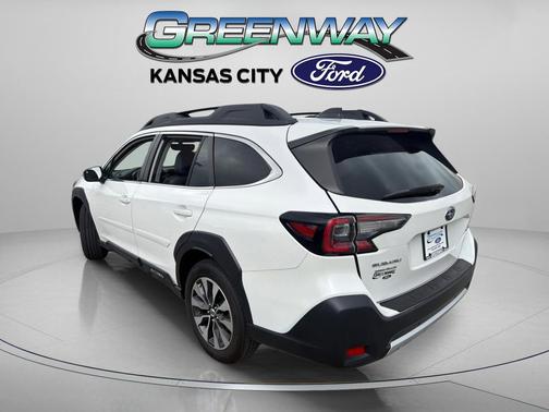 Crystal White Pearl 2023 Subaru Outback Limited