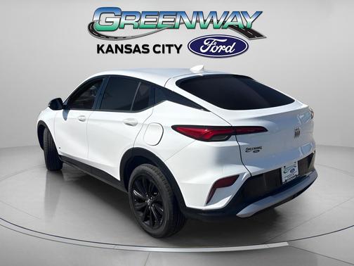 Summit White 2025 Buick Envista Sport Touring FWD