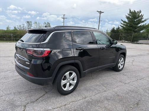 Diamond Black 2021 Jeep Compass Latitude