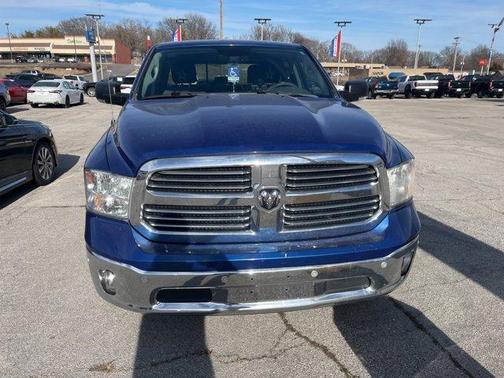 2016 RAM 1500 SLT