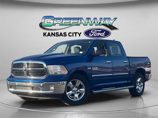 2016 RAM 1500 SLT