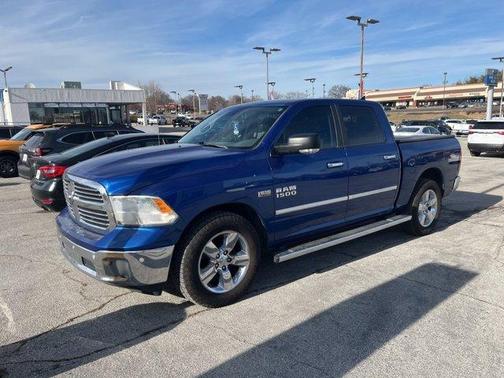 2016 RAM 1500 SLT