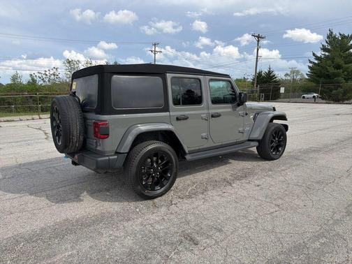 Sting Gray Clearcoat 2023 Jeep Wrangler 4xe Sahara