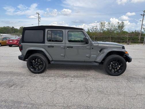 Sting Gray Clearcoat 2023 Jeep Wrangler 4xe Sahara