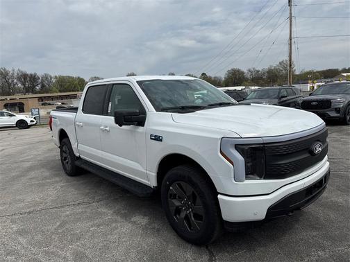 2025 Ford F-150 Lightning Flash