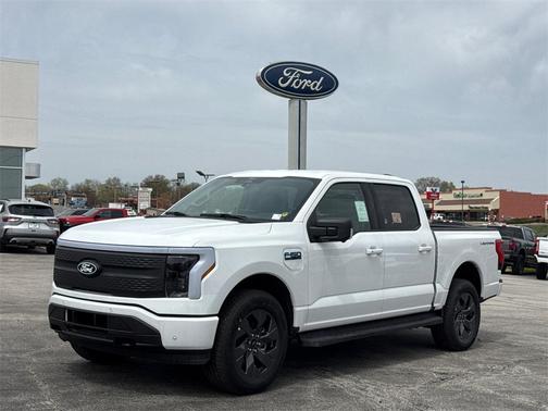 2025 Ford F-150 Lightning Flash