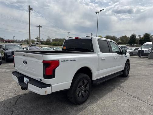 2025 Ford F-150 Lightning Flash