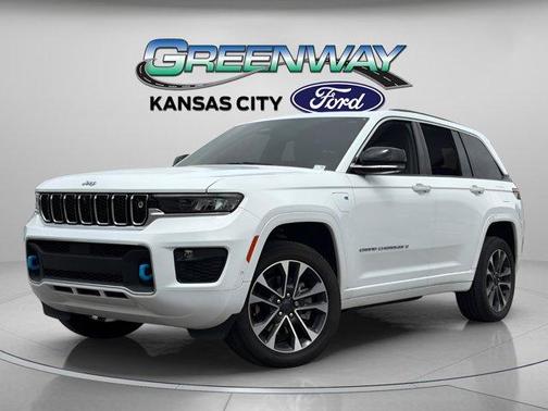 Bright White Clearcoat 2022 Jeep Grand Cherokee 4xe Overland