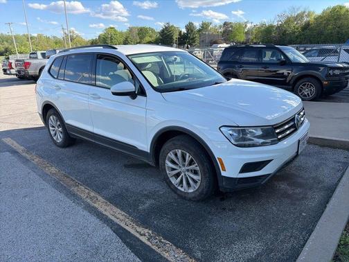 Pure White 2018 Volkswagen Tiguan 2.0T S