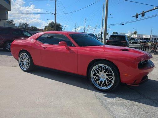 2021 Dodge Challenger SXT