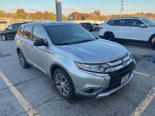 2018 Mitsubishi Outlander ES