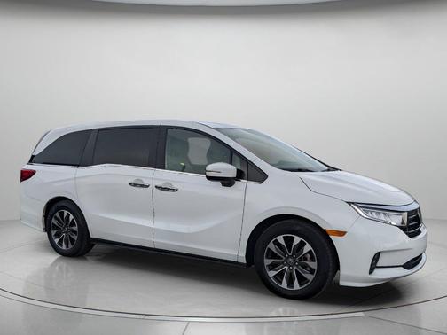 Platinum White Pearl 2024 Honda Odyssey EX-L
