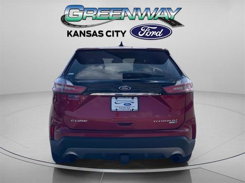 2020 Ford Edge Titanium