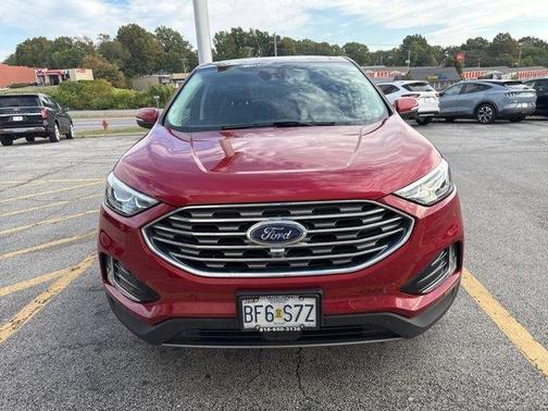 2020 Ford Edge Titanium