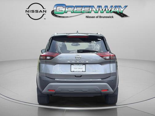 Gun Metallic 2021 Nissan Rogue SL