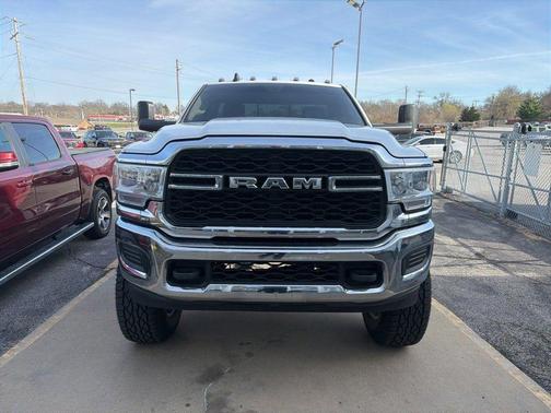 Bright White Clearcoat 2019 RAM 2500 Tradesman