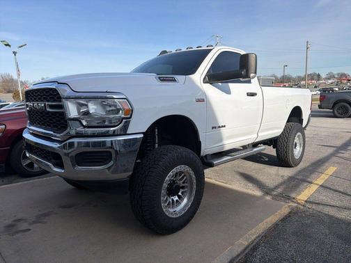 Bright White Clearcoat 2019 RAM 2500 Tradesman
