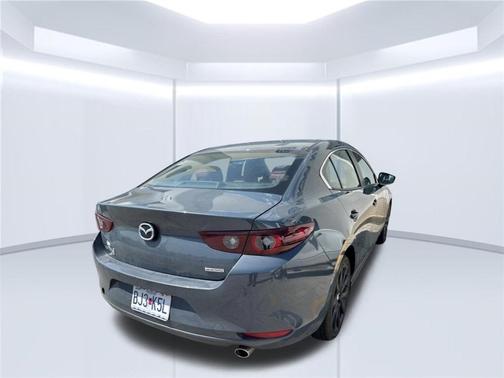 2023 Mazda Mazda3 2.5 S Carbon Edition