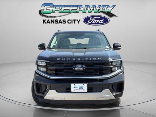 Agate Black Metallic 2026 Ford Expedition Platinum