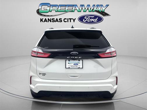 2022 Ford Edge ST Line