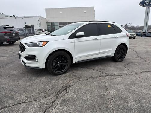 2022 Ford Edge ST Line