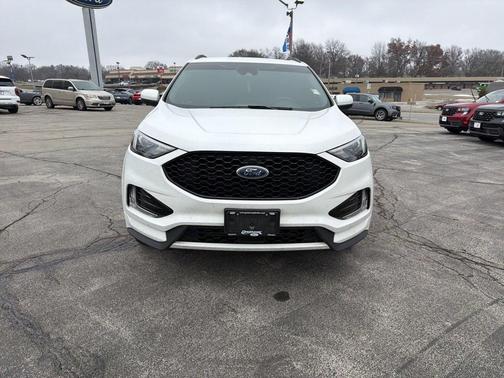 2022 Ford Edge ST Line
