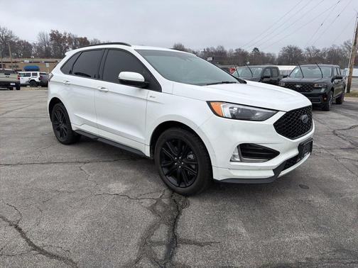 2022 Ford Edge ST Line