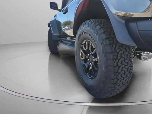 SHELTER GREEN METALLIC 2026 Ford Bronco Raptor