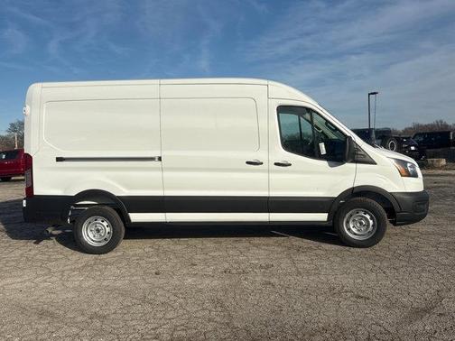 2026 Ford Transit-250 148 WB Medium Roof Cargo