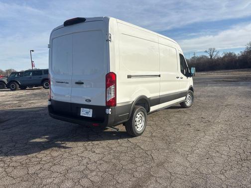 OXFORD WHITE 2026 Ford Transit-250 Base
