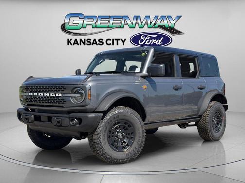 CARBONIZED GRAY METALLIC 2026 Ford Bronco Badlands