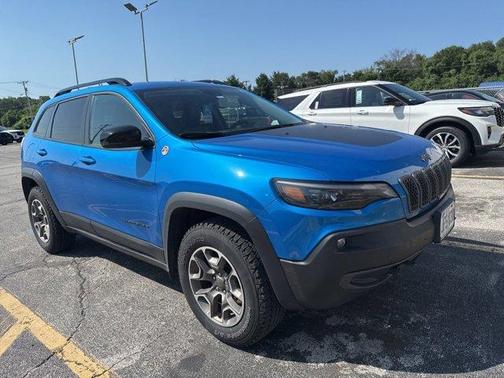 2022 Jeep Cherokee Trailhawk