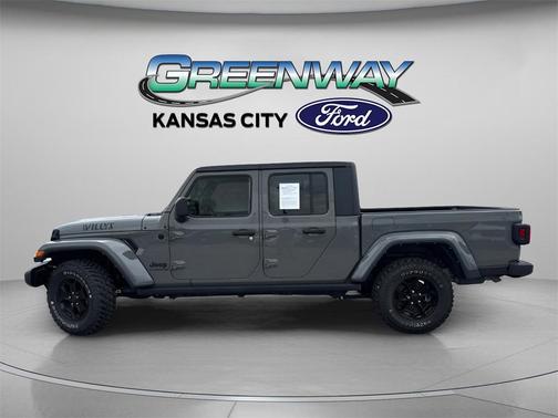 2021 Jeep Gladiator Sport
