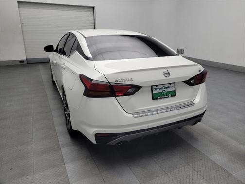 2021 Nissan Altima SR FWD