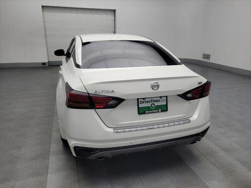 2021 Nissan Altima SR FWD