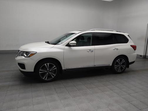 2020 Nissan Pathfinder Platinum 2WD