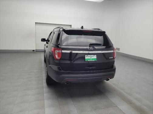 2017 Ford Explorer Base