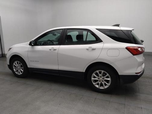 Summit White 2018 Chevrolet Equinox LS