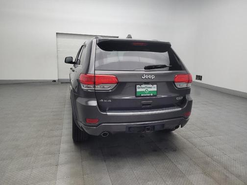 Granite Crystal Metallic Clearcoat 2018 Jeep Grand Cherokee Sterling Edition