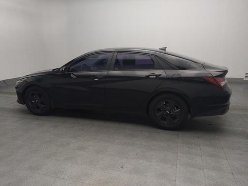 Phantom Black 2022 Hyundai ELANTRA SEL