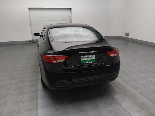 2016 Chrysler 200 LX