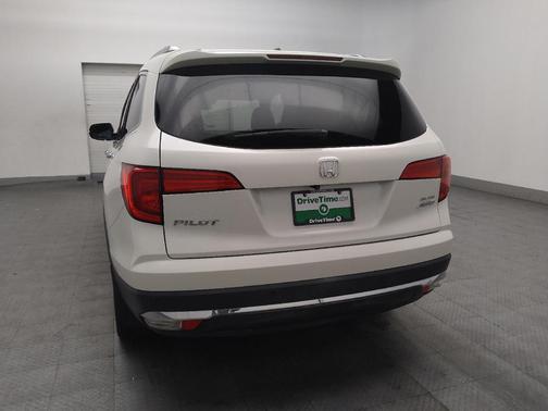 White Diamond Pearl 2017 Honda Pilot Elite